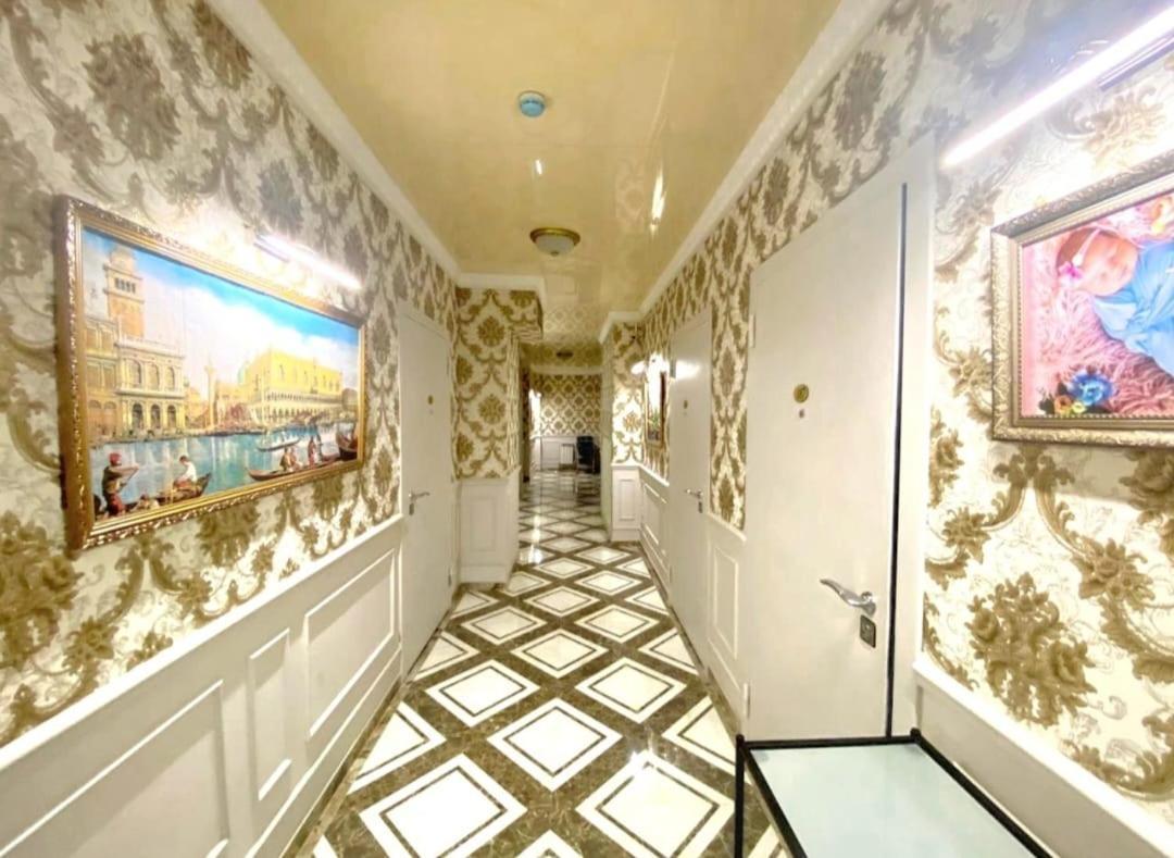 Gold Boutique Hotel Alma-Ata Buitenkant foto